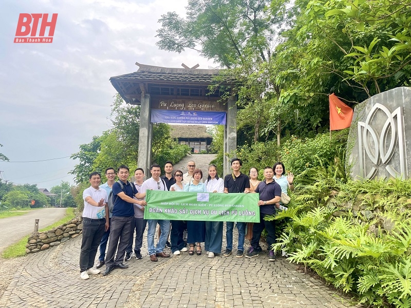 Đoàn famtrip khảo sát dịch vụ tại Khu nghỉ dưỡng Pu Luong Eco Garden.