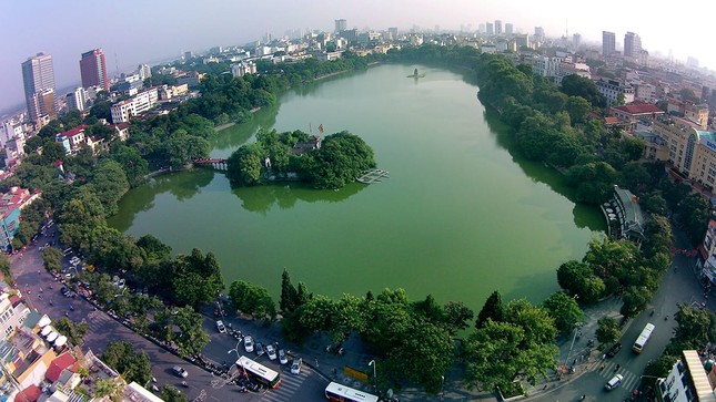 Hoan Kiem District establishes a Tourism Association with nearly 100 members